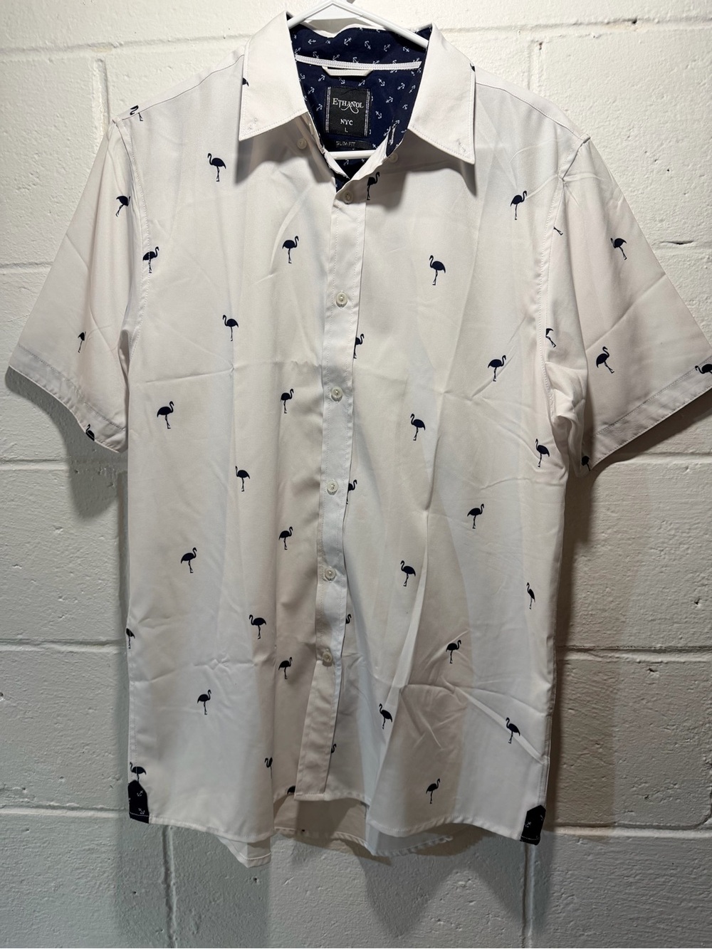 Express Men’s White Short-Sleeve Button-Up Shirt with Navy Flamingo Print